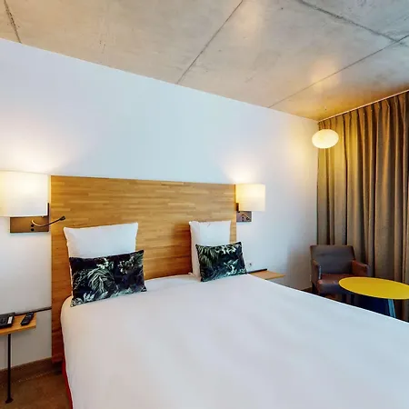 Mercure Poitiers Centre Exterior photo
